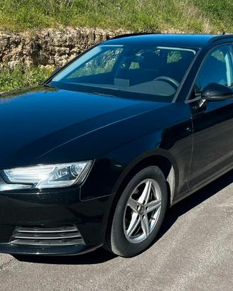 Audi A4 avant G-Tron 2019