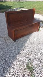 panca in legno con contenitore 