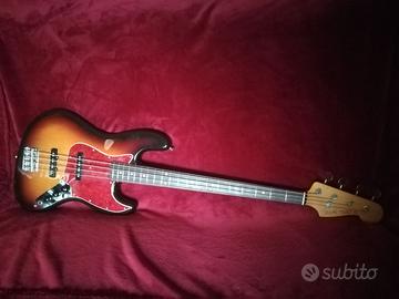 Basso Fender jazz Japan 94 con custodia