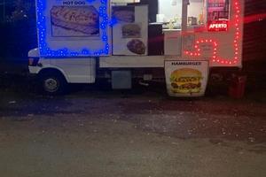Furgone Paninoteca con Licenza