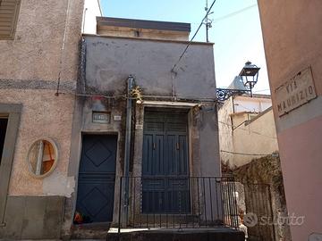 Casa indipendente 132 mq con terrazzo - Maletto