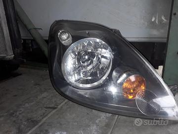 FARO ANTERIORE DESTRO FORD Fiesta 5Â° Serie (05>08