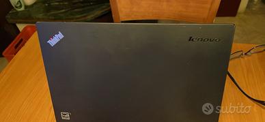 Lenovo x250  con I7 e 250 gb ssd nvme