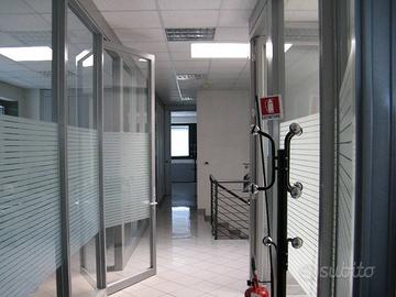 Immobile di 1250 m² a Calderara di Reno