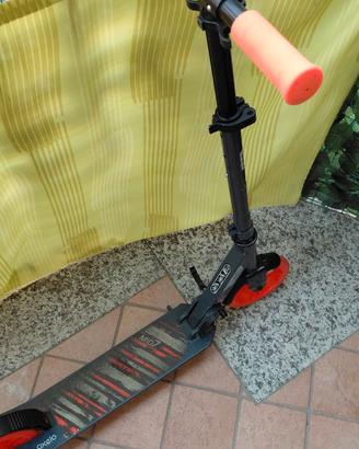 monopattino Oxelo Mid 7 di Decathlon