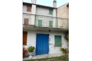 Rustico da ristrutturare con terreno