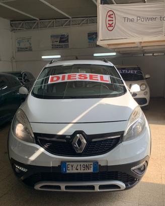 Renault Scenic Scénic XMod Cross 1.5 dCi 110CV EDC