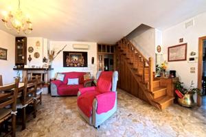 Appartamento di 105 m² con 5 locali e box auto a S