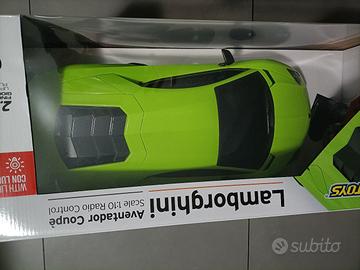 Lamborghini Aventador 1:10 radiocomandata 50 cm