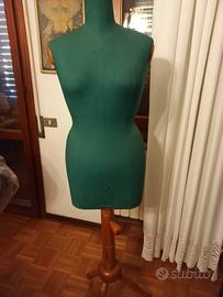 Manichino da donna sartoriale