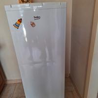 cucina e frigo misura 3 metri