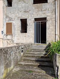 Monolocale in stato rustico a Uggiano
