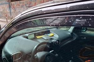 Deflettori antiturbo Citroen C3 Picasso 2013