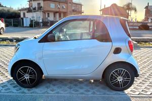 Smart fortwo 70cv automatica,pelle totale,