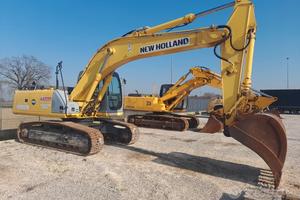 B232-Escavatore idraulico New Holland E 215
