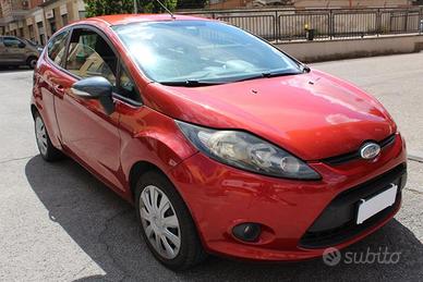 FORD Fiesta + 1.4 TDCi 68CV 3 porte U. Proprieta