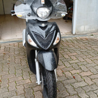 Suzuki sixteen 125