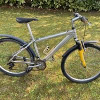 Mb ammortizzata telaio in alluminio