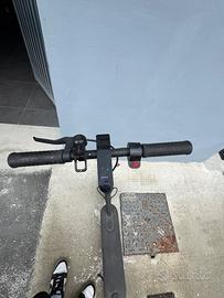 Monopattino Mi Electric Scooter Pro 2