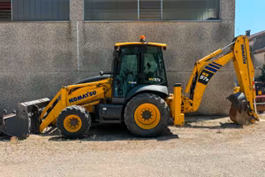 KOMATSU WB 97 R-8