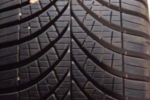 pneumatici Goodyear 4stagioni 225/45/R17 
