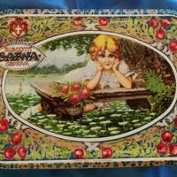 RIPRODUZIONE DI SCATOLA IN LATTA CON LOGO VINTAGE