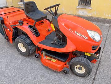 Trattorino tagliaerba Kubota 