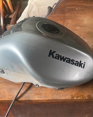 KIT CATENA KAWASAKI ER-6N 2006-2008 CON CATENA DID (RAPPORTO 15/48 - Foto 4