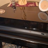 pianoforte mezza coda