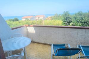 Bilocale a mare