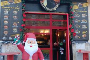 Attivita di braceria pastapoke a portar via