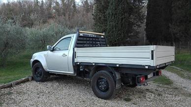 Tata Xenon 4x4 chassis con cassone apribile 3 lati