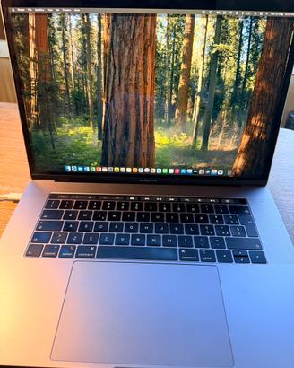 MacBook Pro Retina 15” 2018