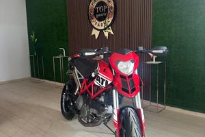 Ducati Hypermotard 796