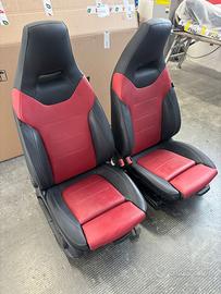 Interno Mercedes A45 AMG