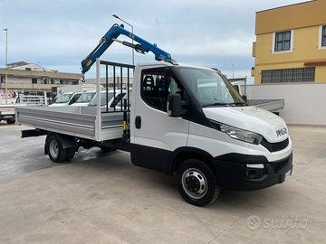 Iveco daily 35c15 gru e cassone fisso