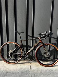 Gravel Orbea Terra M30Team L (usata)