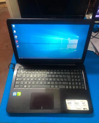 Notebook Asus F556U processore core i5