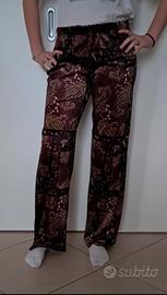 Pantaloni in vellutino primaverile.