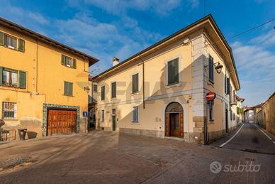 Ufficio di pregio 135 mq in Villa Storica - Centro