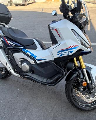 Honda x-adv  special edition