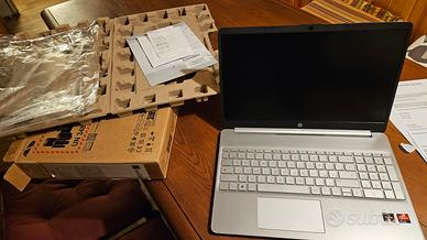 HP 15s Ryzen 7 5700U - 16GB RAM - SSD 1TB - 15,6"