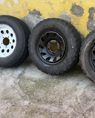 4 cerchi e gomme