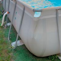 Piscina fuori terra.