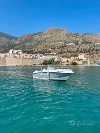 Syros Orizzonti 5.8 MT 2023 con Yamaha 40/70 500h