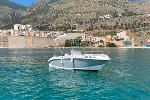 Syros Orizzonti 5.8 MT 2023 con Yamaha 40/70 500h