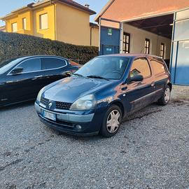 Renault clio