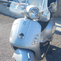 Vespa 250 gts ie