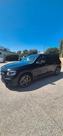 Mercedes GLB 220 Premium 4 Matic AMG