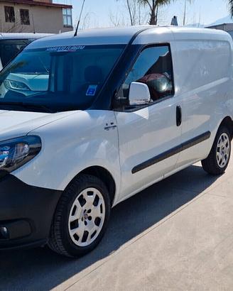 Fiat Doblo 1.6 mjt 120 cv navigatore -2020